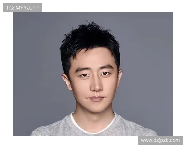 黄轩：镜头下的多面人生，荧屏上的演技风华